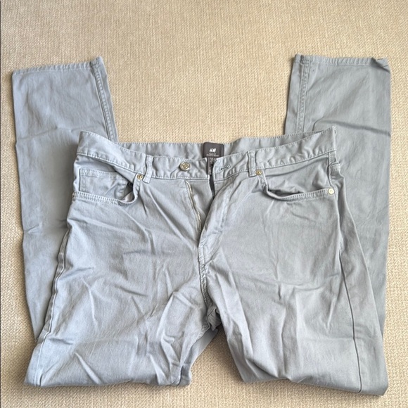 H&M Slim Fit Gray Pants - Picture 1 of 5